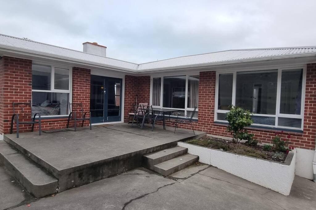 Handy Location - 3Brd Home! Тимару Екстериор снимка
